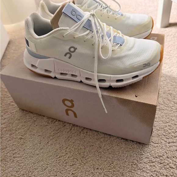 On Clouds Shoes - On Running CloudTec